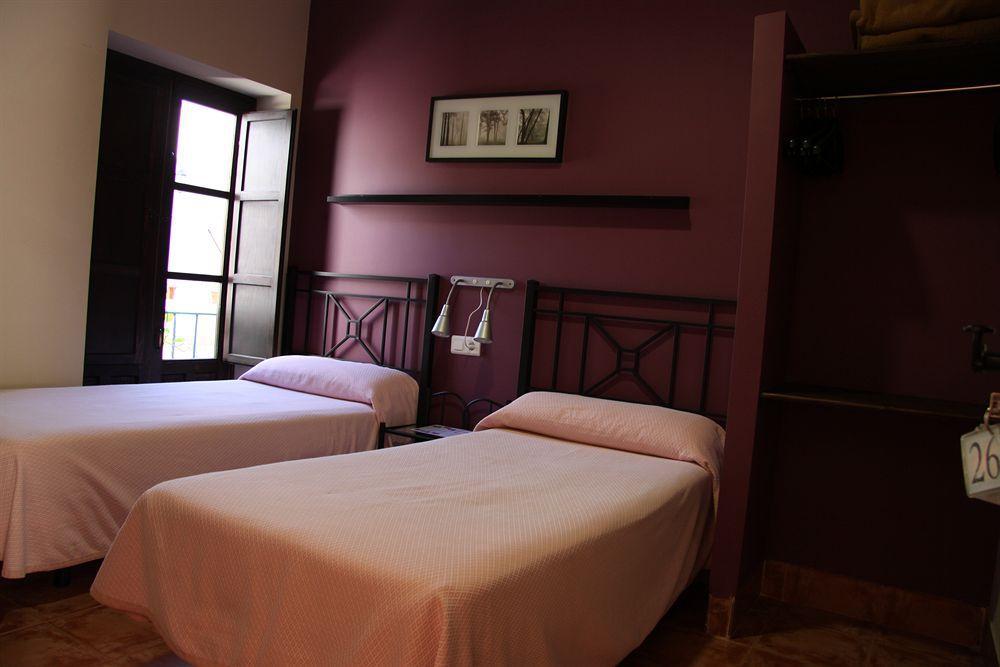 Apartamentos Las Cruces Seville Luaran gambar