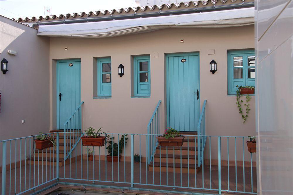 Apartamentos Las Cruces Seville Luaran gambar