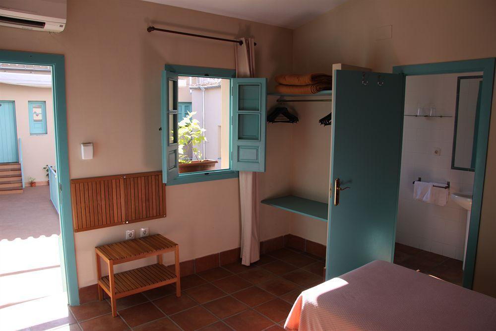 Apartamentos Las Cruces Seville Luaran gambar